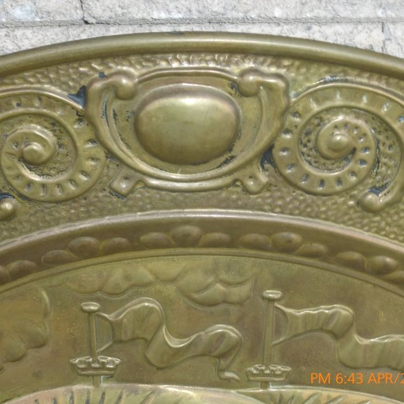 22" DETAILED Solid BRASS TRAY Round Tray Serving Tray Decorative Tray Horoscope - Picture 3 of 9